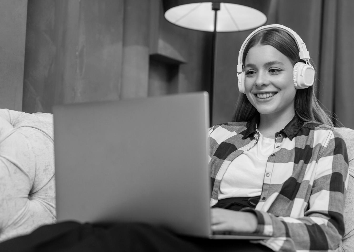 Detailed financial data analysis