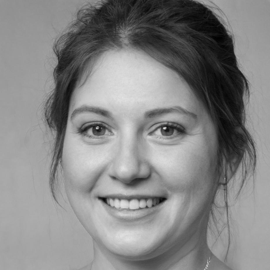 Eveline Bergstrom, Market Research Specialist